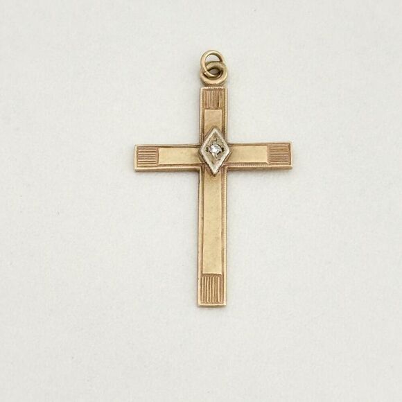 Vintage 14K Yellow Gold Diamond Etched Cross Religious Charm Pendant - Picture 3 of 12
